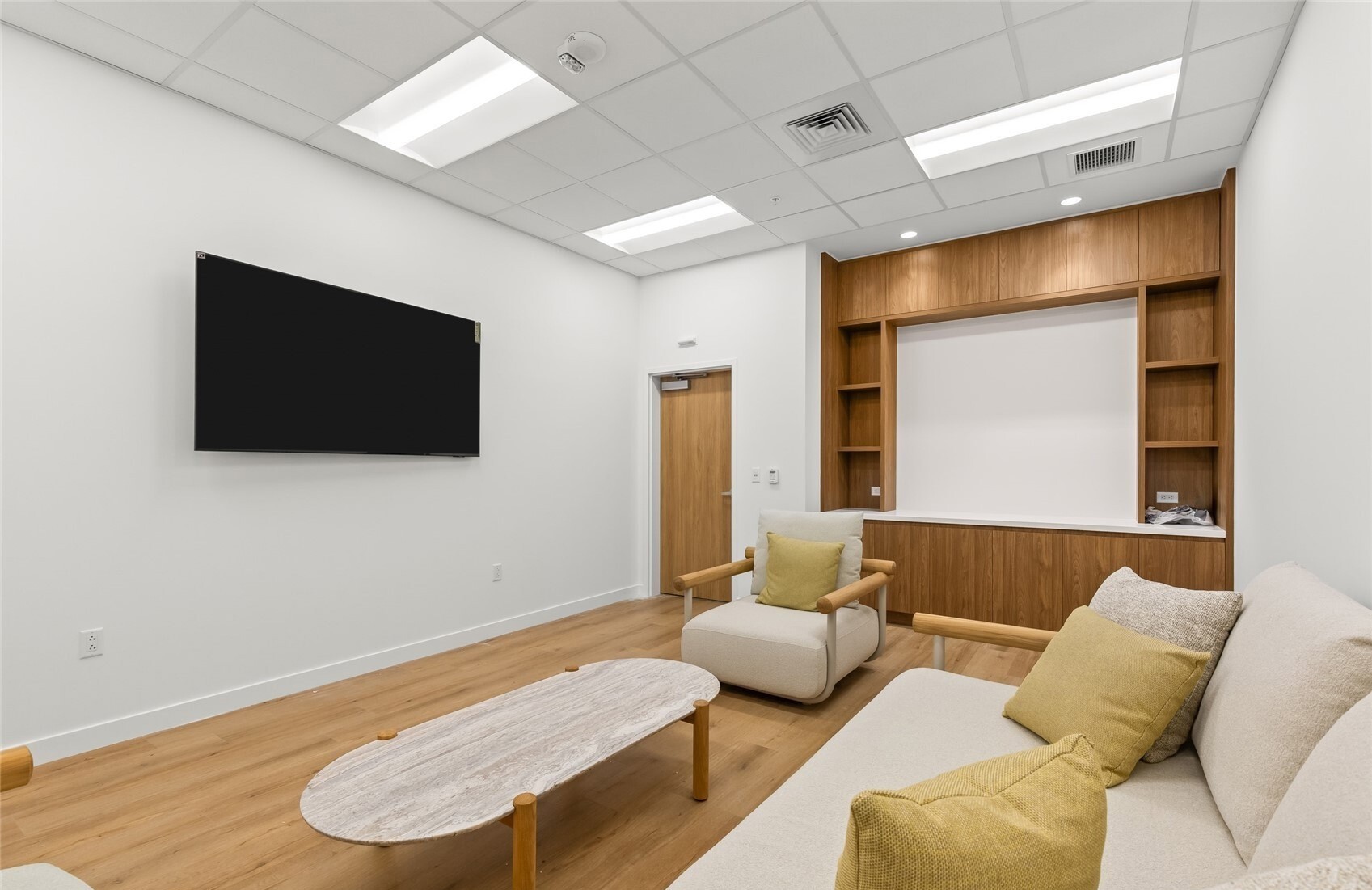 Building Photo - 1500 Rycroft St