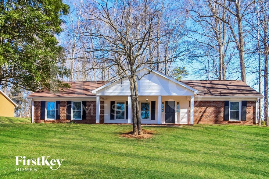 Building Photo - 7853 Beech Forest Rd