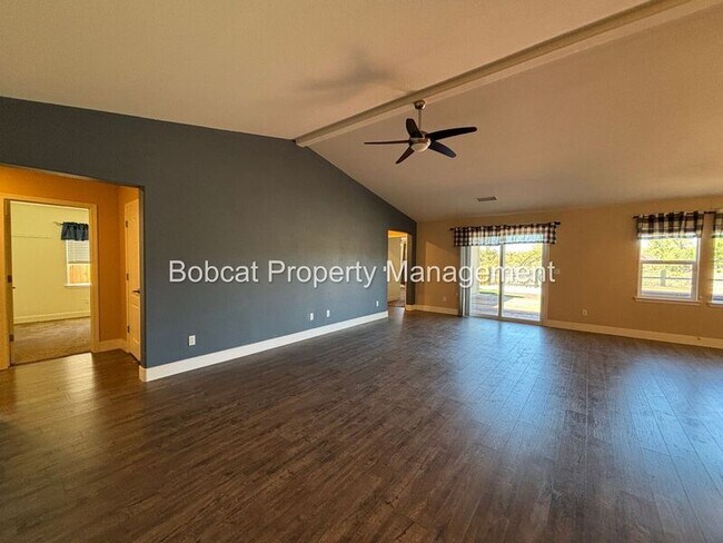 Building Photo - 6515 Copper Mountain Dr