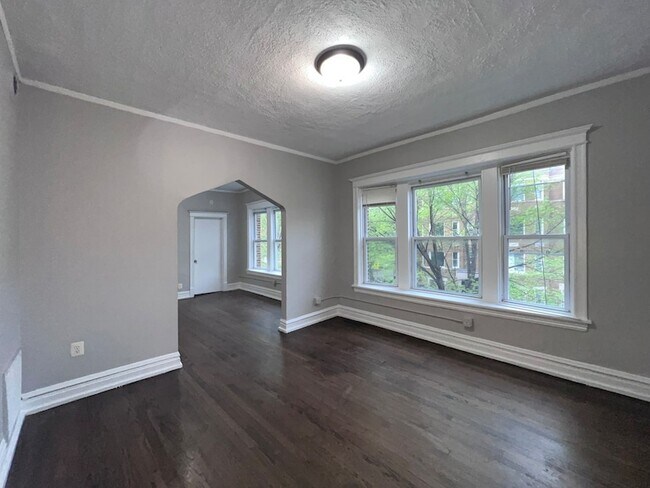 Building Photo - 2707 E 78th St