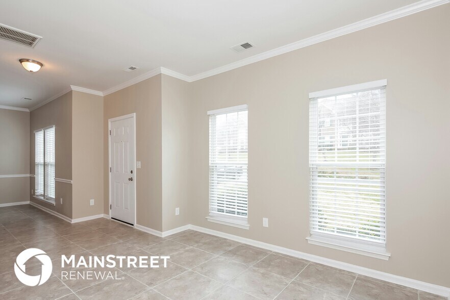 Building Photo - 6229 Chavel Ln