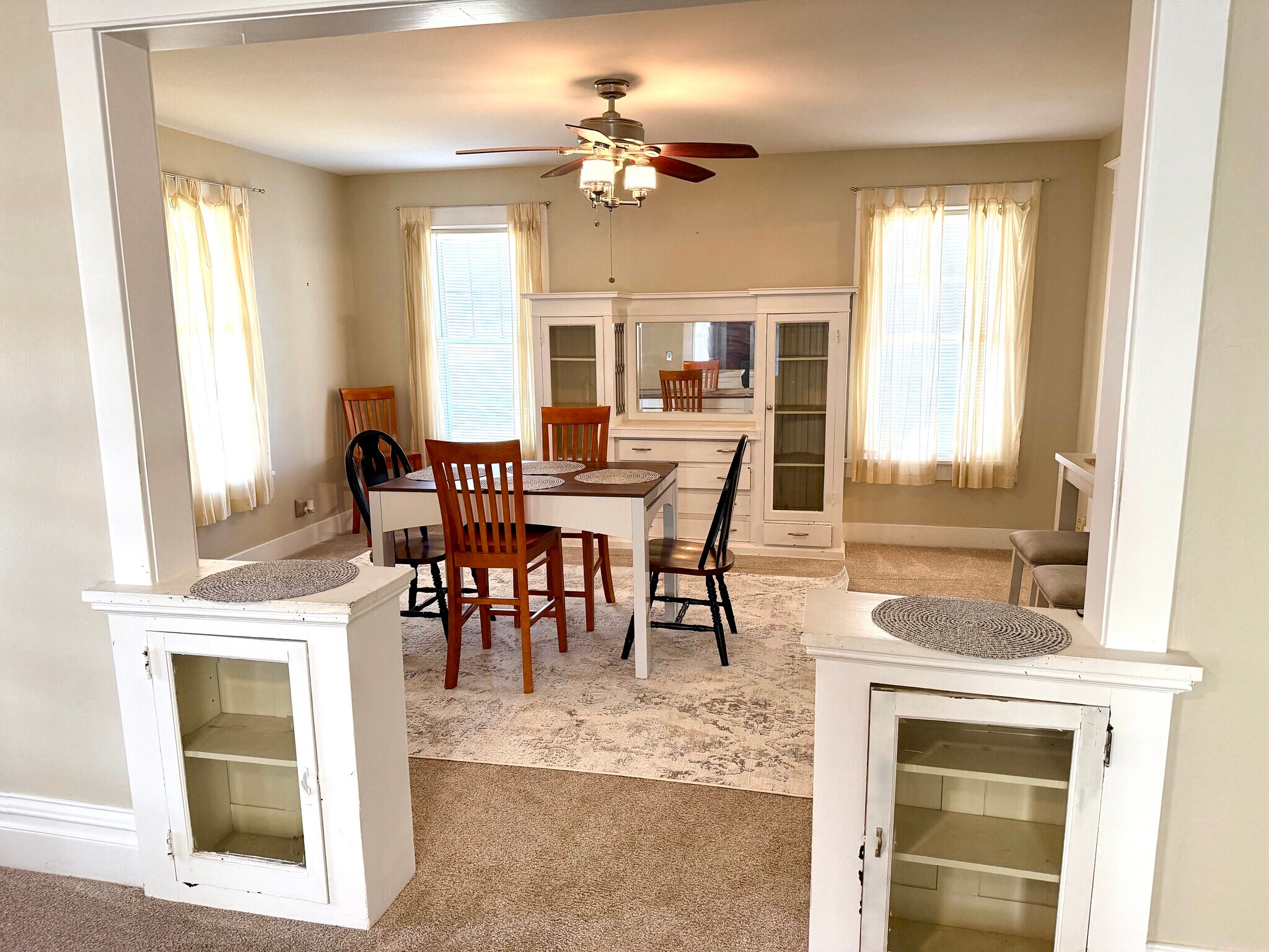 Building Photo - 323 S Janesville St