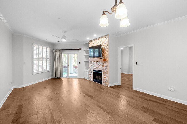 Building Photo - Waterfront Living at Its Finest - Beautifully Remodeled 3BR/2BA, 1st Floor, End Unit Condo on Lak...