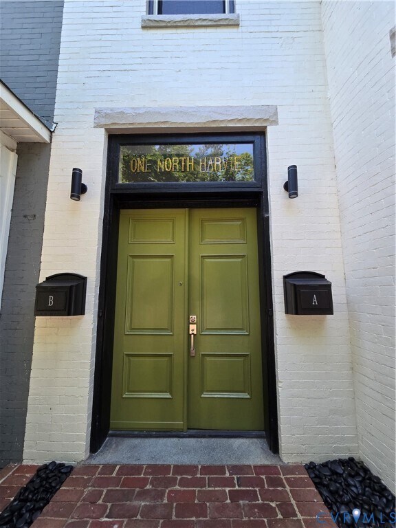 Building Photo - 1 N Harvie St