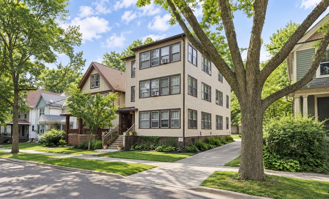 Building Photo - 1025 Jenifer St