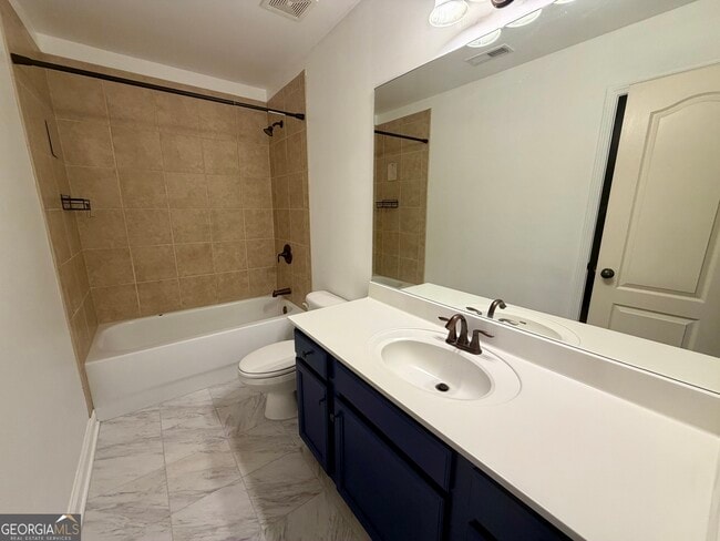 Building Photo - 301 Conway Ct