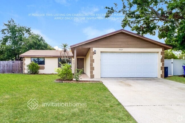 Building Photo - 2065 Briarwood St
