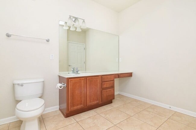 Building Photo - 3338 Robert Trent Jones Dr