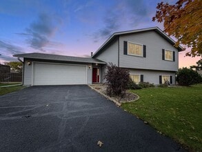 Building Photo - 9700 Thomas Ave N