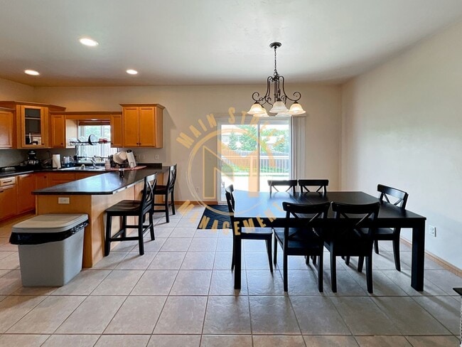 Building Photo - 2656 Cormier Rd