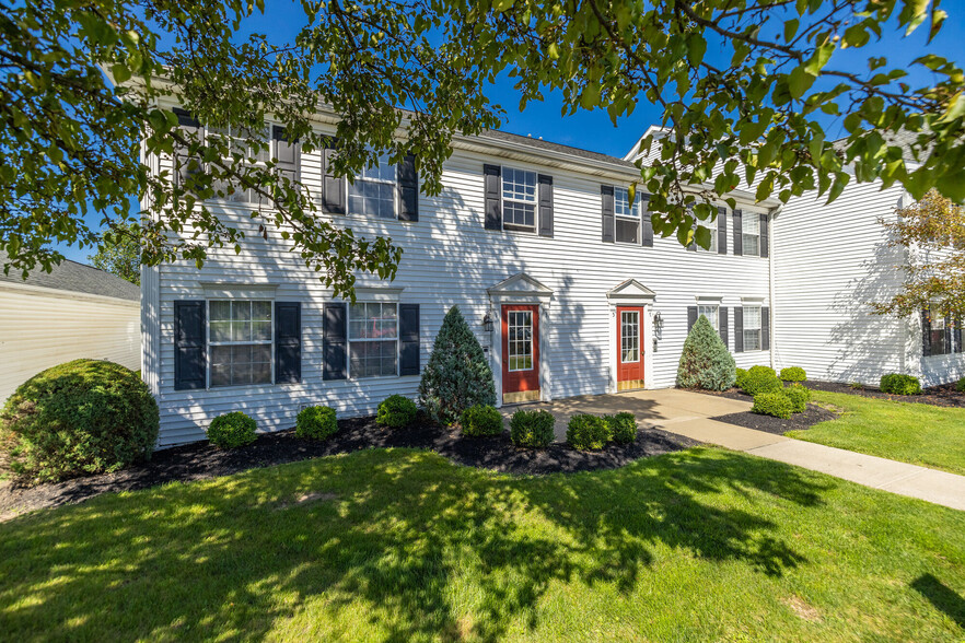 Primary Photo - Brookhaven Apartments