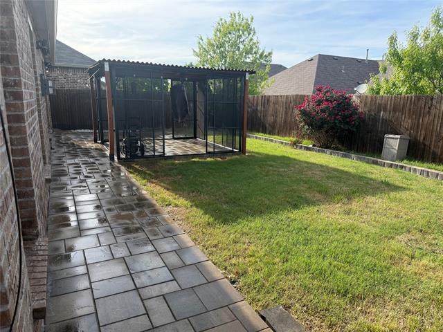 Building Photo - 15616 Leadenhall St