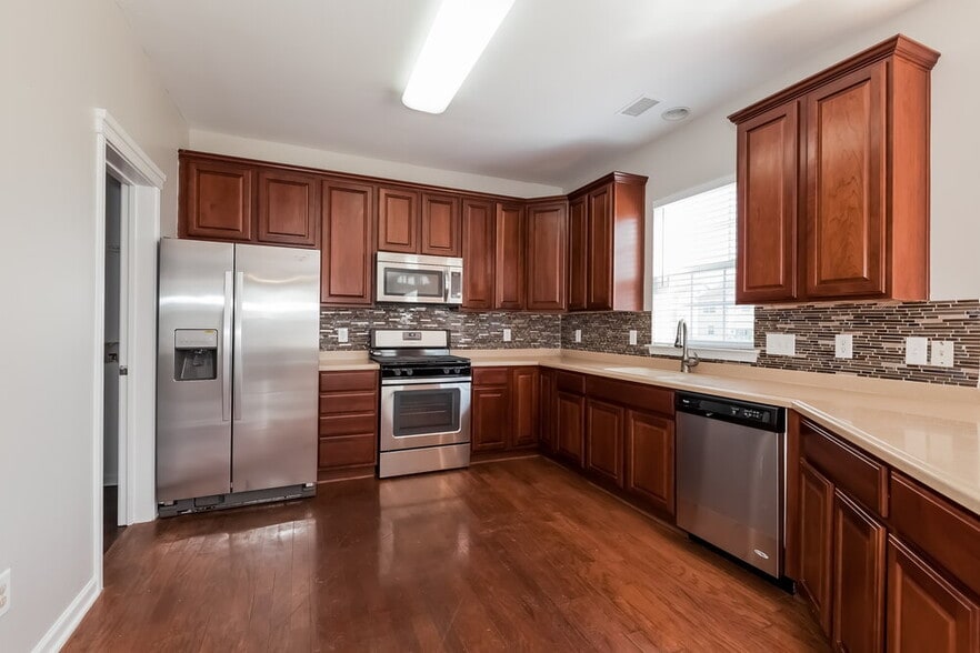 Building Photo - 5408 Nightshade Oaks Dr