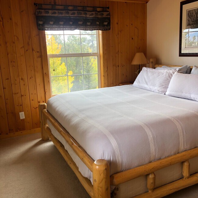 Building Photo - 609 Buffalo Ridge Rd