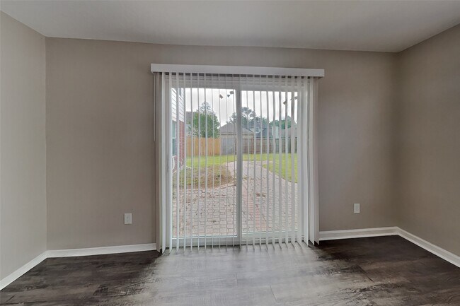 Building Photo - 4223 Shady Village Ct