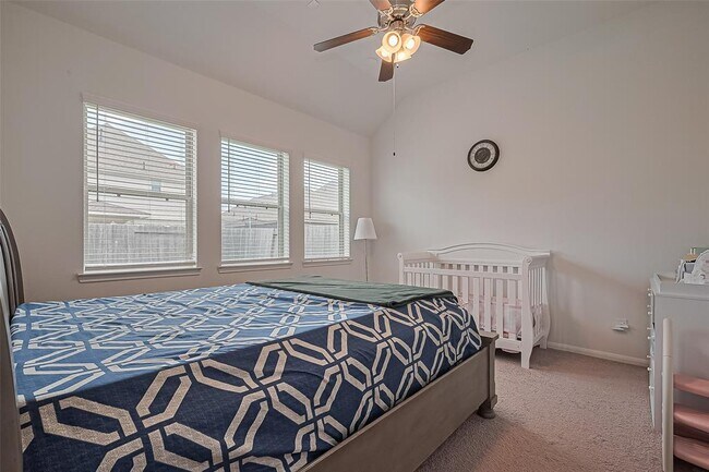 Building Photo - 14214 Singing Oaks Trl