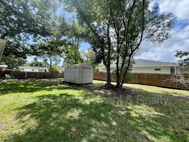 Building Photo - 58 Arnoni Dr