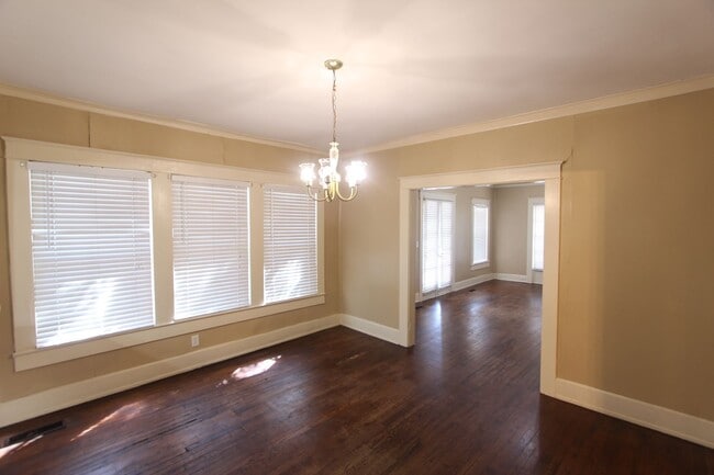 Building Photo - New On The Market with Fresh Updates!! Better Hurry!!