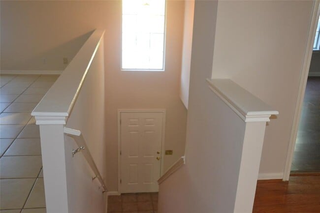 Building Photo - 1717 Jerusalem Dr