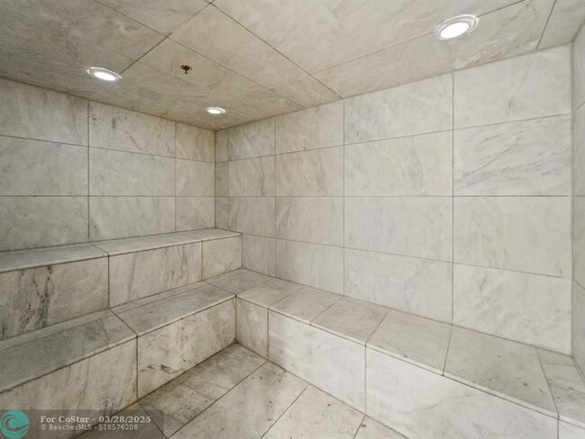 Building Photo - 400 Sunny Isles Blvd