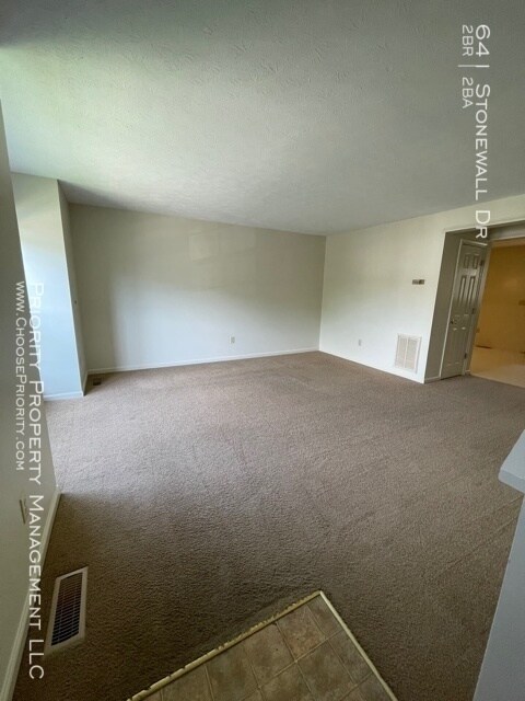 Building Photo - Stonewall Heights Townhome