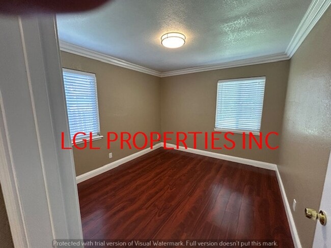 Building Photo - 6207 Booth Ln