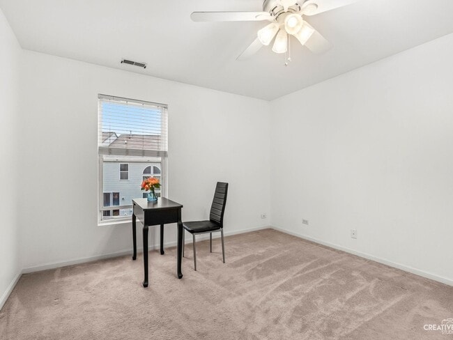 Building Photo - 3166 Bromley Ln