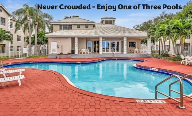 Building Photo - 2850 N Oakland Forest Dr