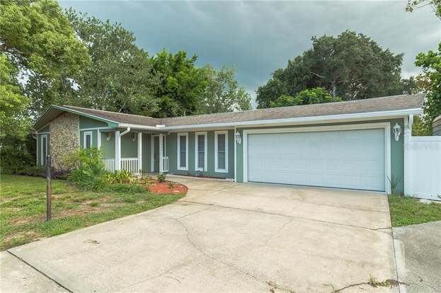 Building Photo - 2904 Sabal Palm Dr