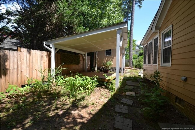 Building Photo - 5909 Royal Coach Ct