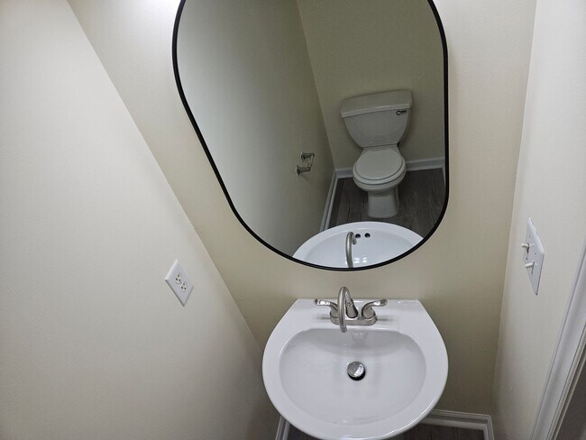 Building Photo - 2225 Violet Bluff Ct