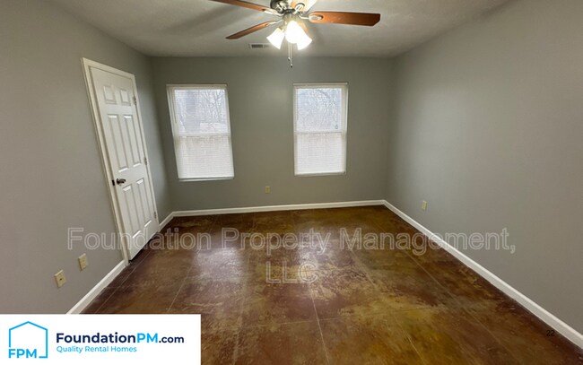 Building Photo - 91 Brighton Village Loop