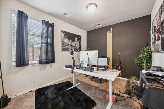 Building Photo - 12419 Alora Bluff Trail