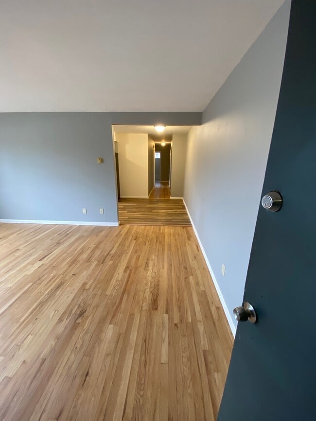 Building Photo - 799 Sergeant Palmateer Way