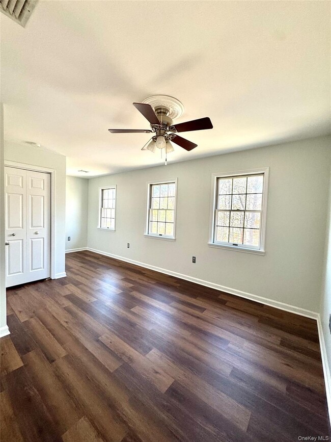 Building Photo - 31 Denman Rd