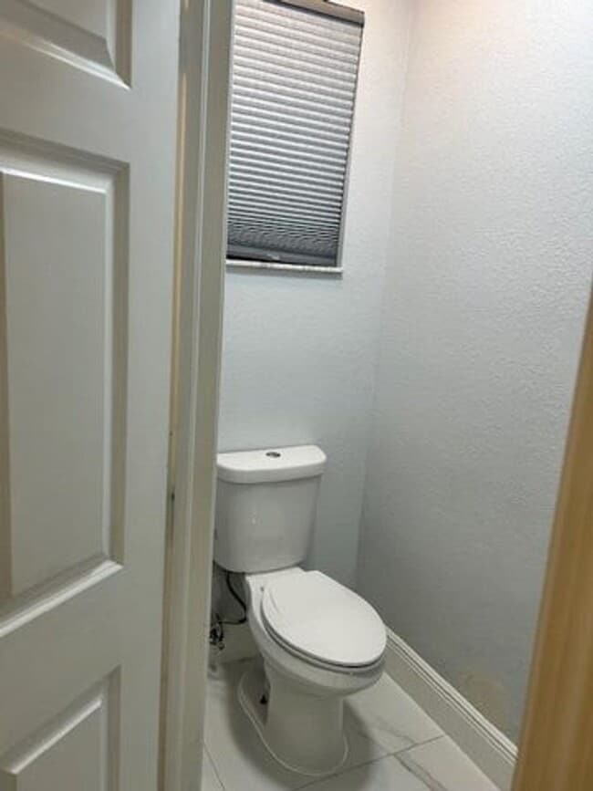 Building Photo - 1305 Lucaya Dr