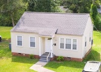 Building Photo - 915 Anarine Rd