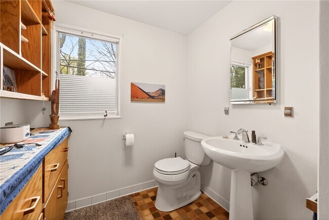 Building Photo - 53 Golfside Pkwy