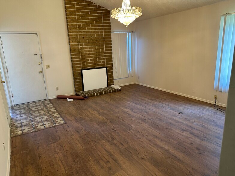 Building Photo - 3977 Brock Way