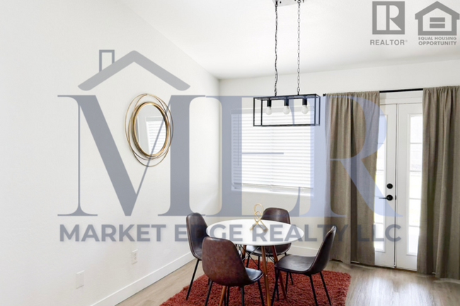 Building Photo - 3Bed/2Bath Furnished Home 2 Car Gar - 19th...