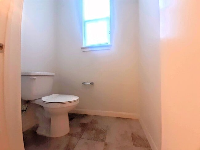 Building Photo - MERIDA LANE BREA 92823 (2 BED / 2 BATH)