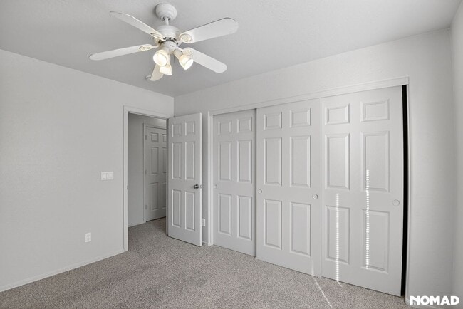 Building Photo - 22066 W Solano Dr