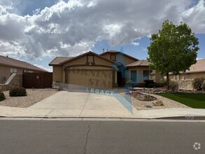 Building Photo - Priced to Rent! A gorgeous home in Sedona ...