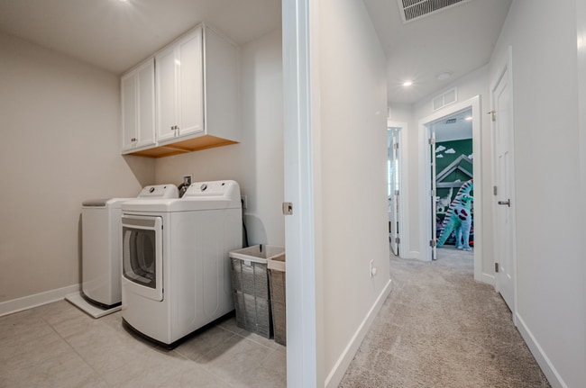 Building Photo - 1018 Applecross Dr