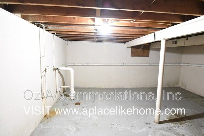 Building Photo - 8107 E 89th Ter