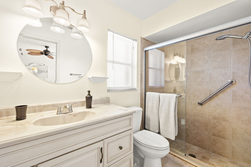 Primary Bathroom - 695 104th Ave N