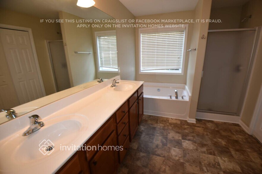 Building Photo - 1950 Ripple Creek Ct SW