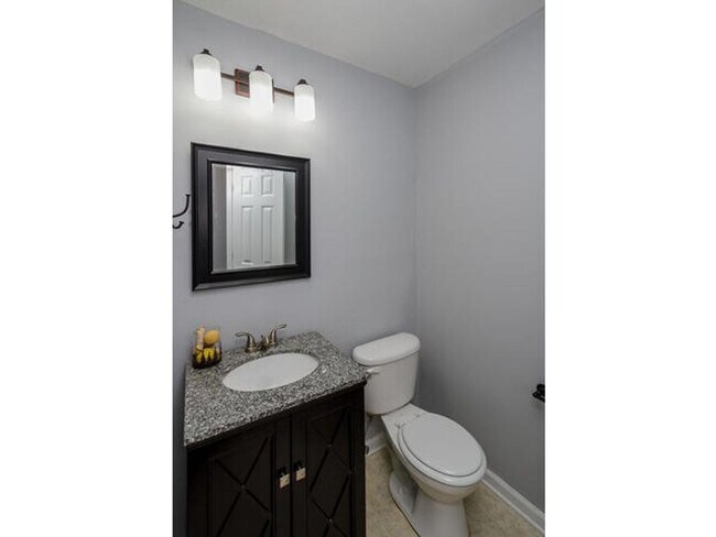 Building Photo - 7641 Pleasantville Way