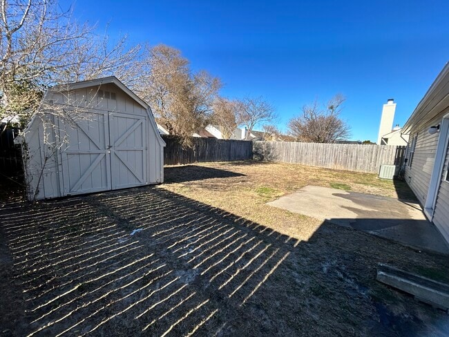 Building Photo - 1889 Eunice Ct