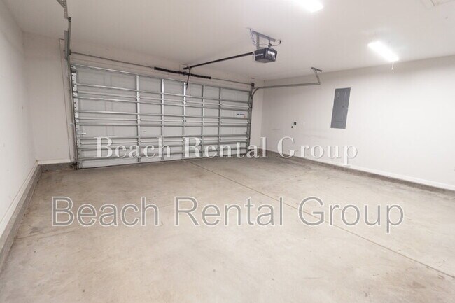 Building Photo - 3223 Merganser Dr